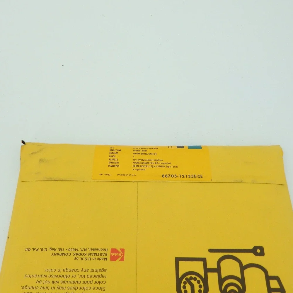 Kodak Kodabromide Photographic Paper 8x10 F4 Double Weight 25 Sheets 144 2268
